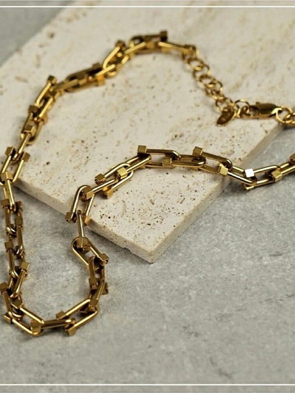 HENRIGIRL Gold-Tone Link Chain Necklace Like New